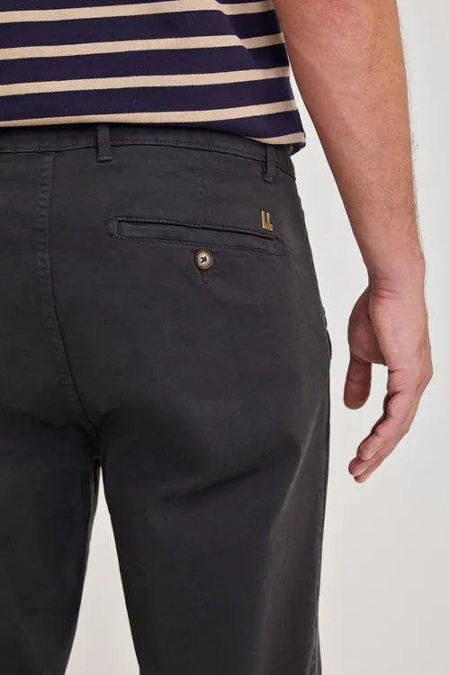 Calça Chino